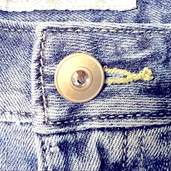Boston Proper. Blue denim shorts with rhinestone button and five pockets, size 2 - Picture 6 of 6